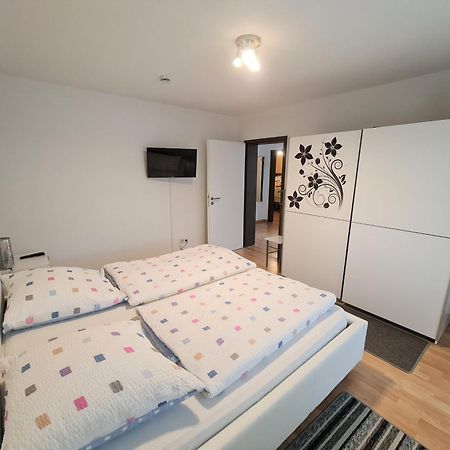 Ferienhaus Clarissa Allenbach Exteriör bild