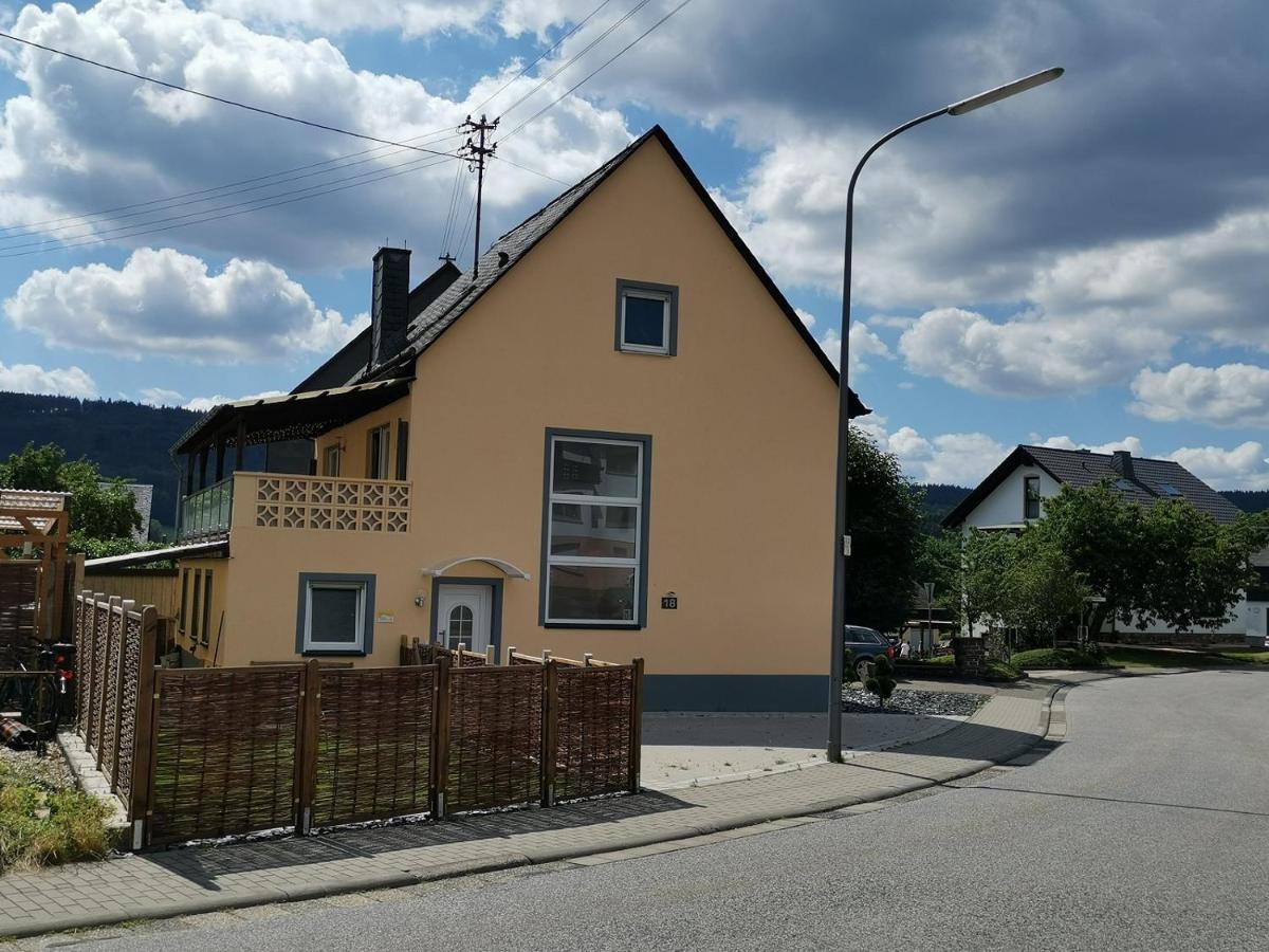 Ferienhaus Clarissa Allenbach Exteriör bild